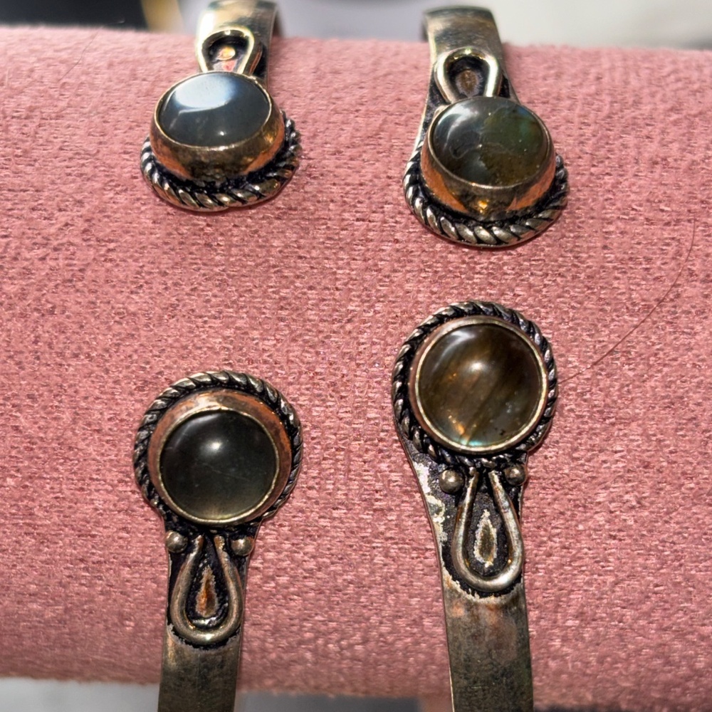 Silver Labradorite Bangle Bracelet - image 2